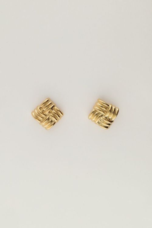 Vierkante studs gevlochten