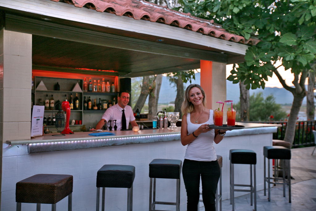 Fly & Go Aegeon Hotel Logies en ontbijt - Hotel