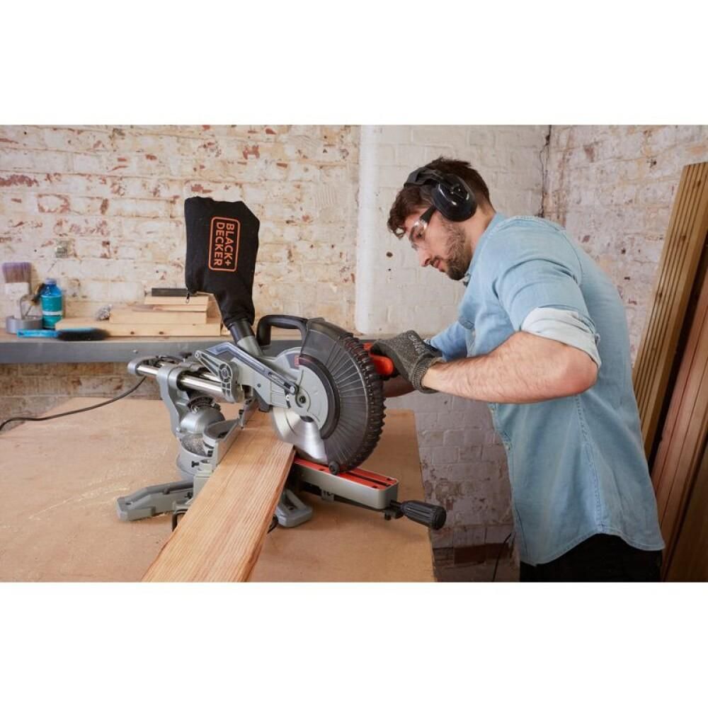 KAPP- & GJÆRSAG BLACK+DECKER BES700-QS 1600W 216MM