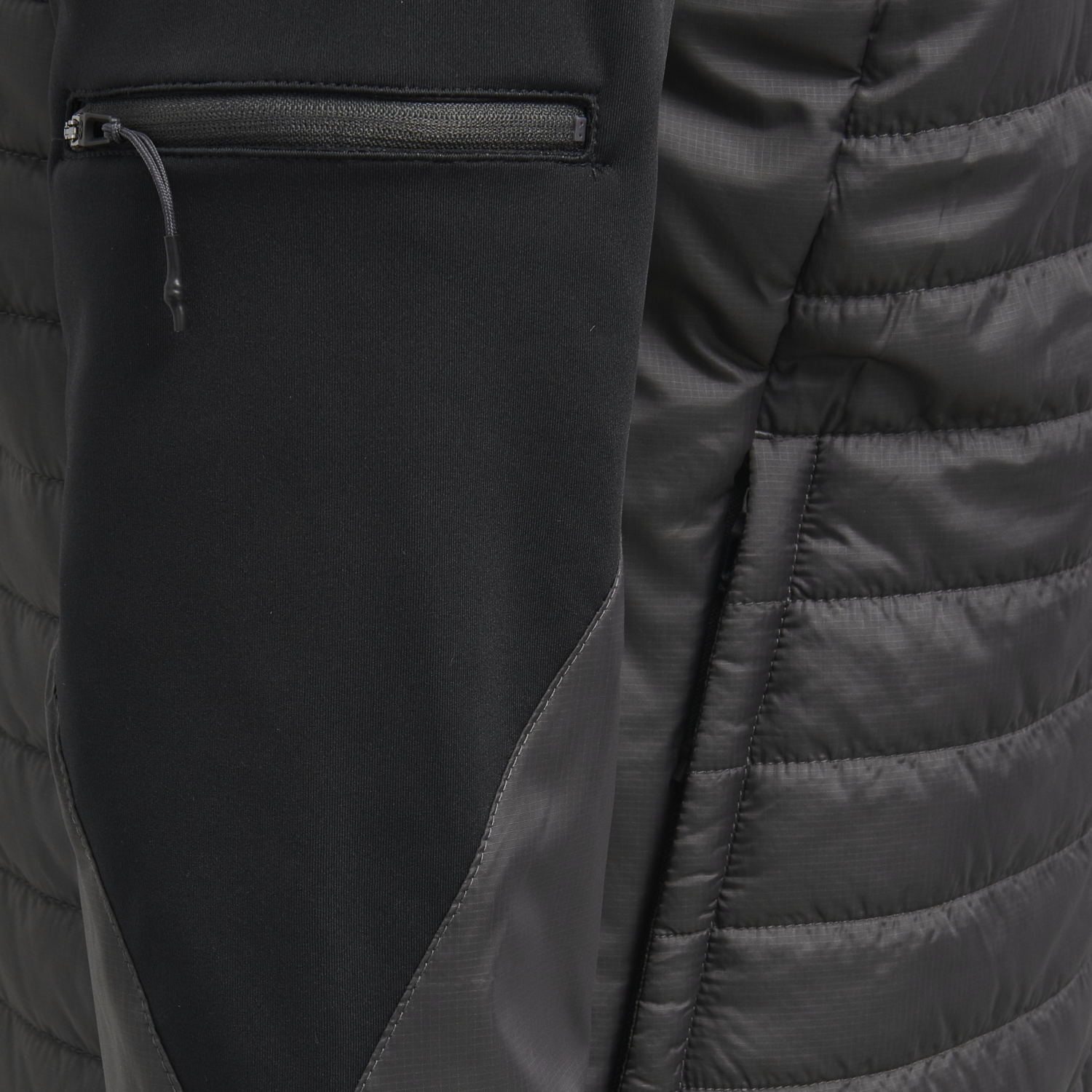 hmlNORTH HYBRID JACKET
