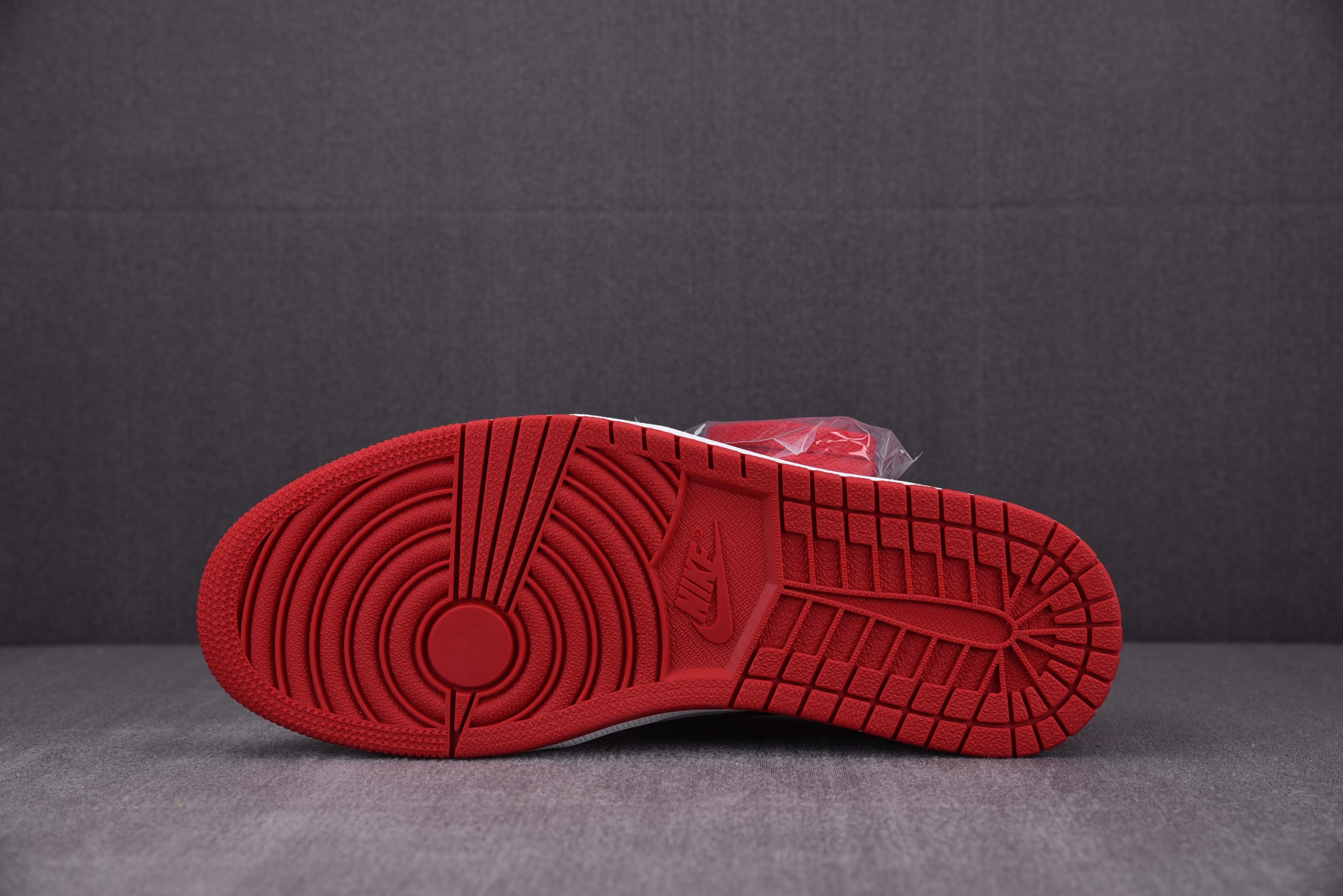 Jordan 1 Retro Low Chicago