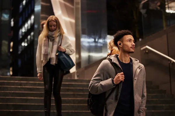 [OUTLET] - Sony WF-1000XM4 - Ægte trådløse øretelefoner med mik. - i øret - Bluetooth - aktiv støjfjerning - sort