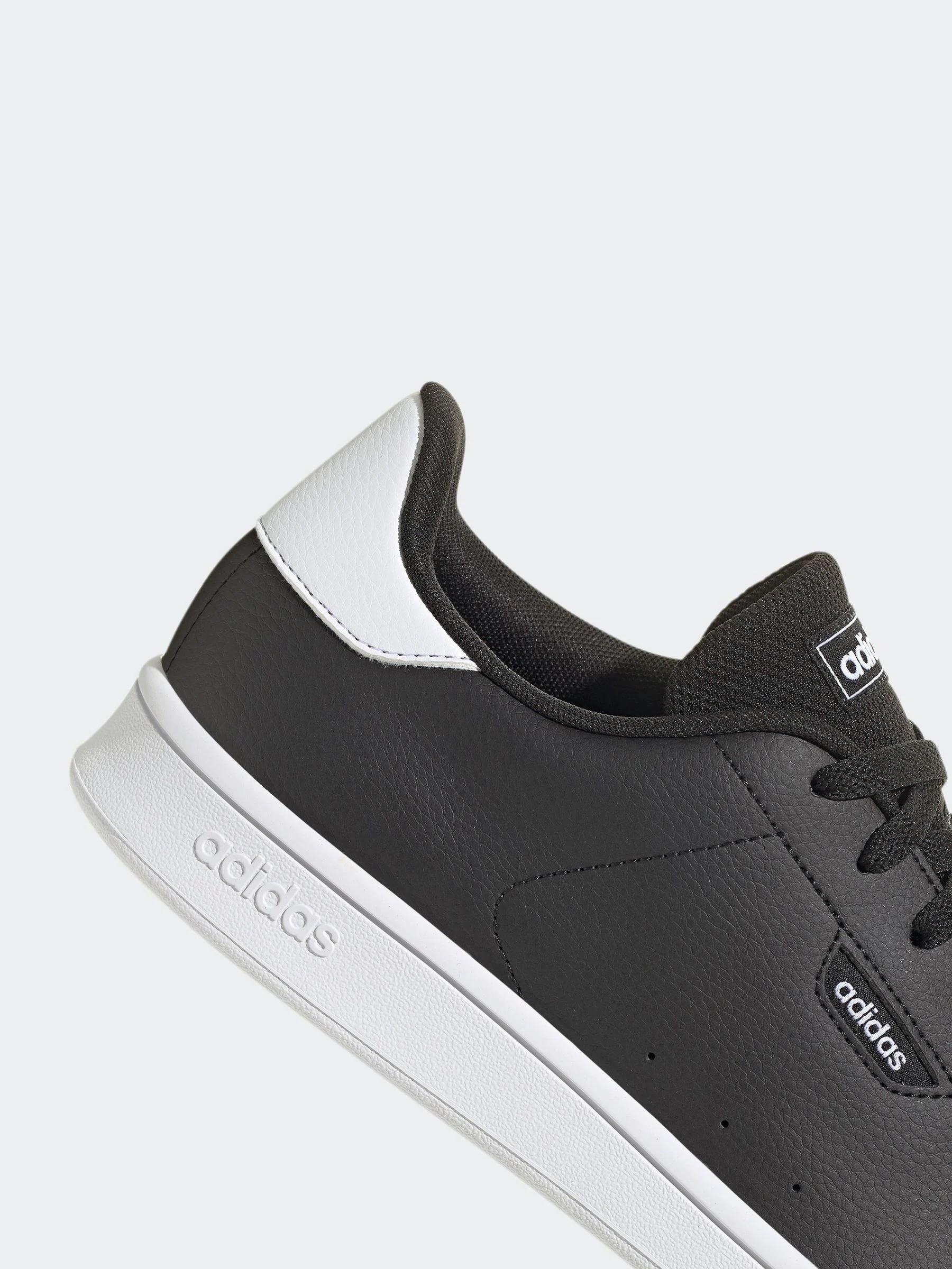 Donkerzwart - adidas Urban Court Trainers