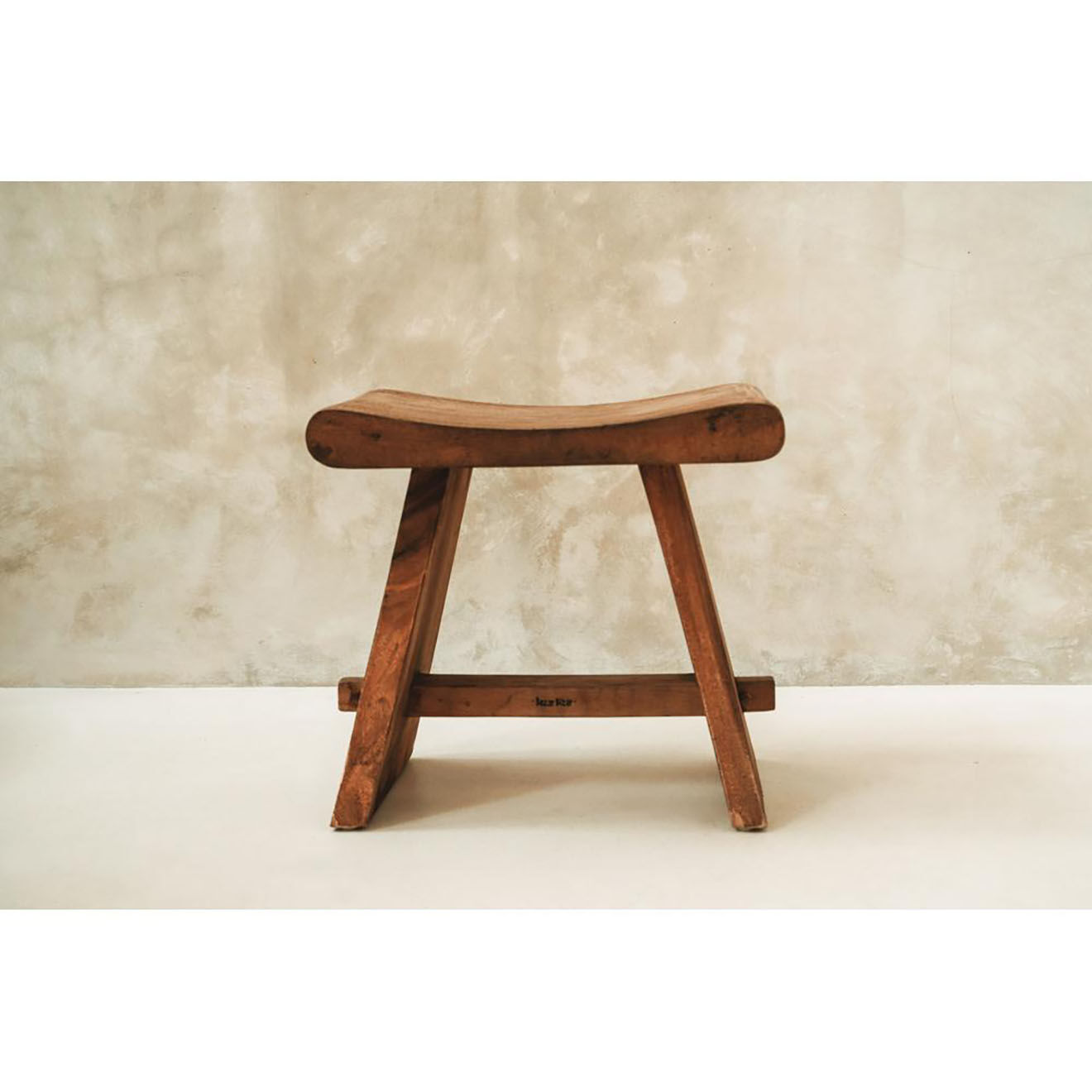 Bazar Bizar Tabouret Suar beige - 50x30x45 cm