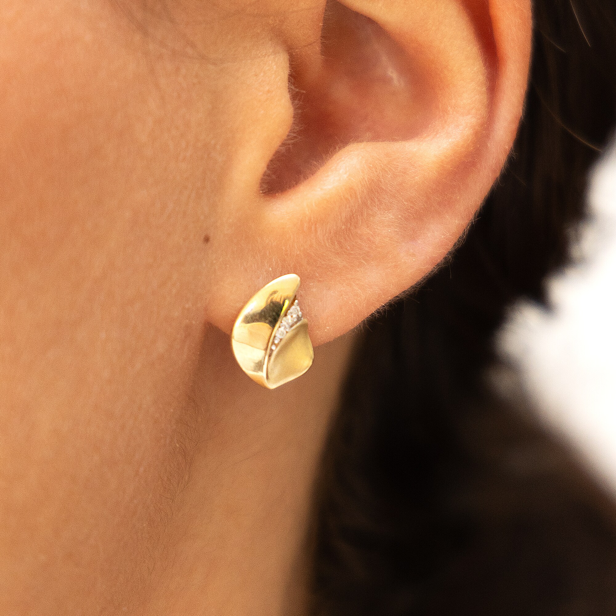 Fascination by Ellen K. Ohrstecker 375 Gelbgold bicolor Zirkonia