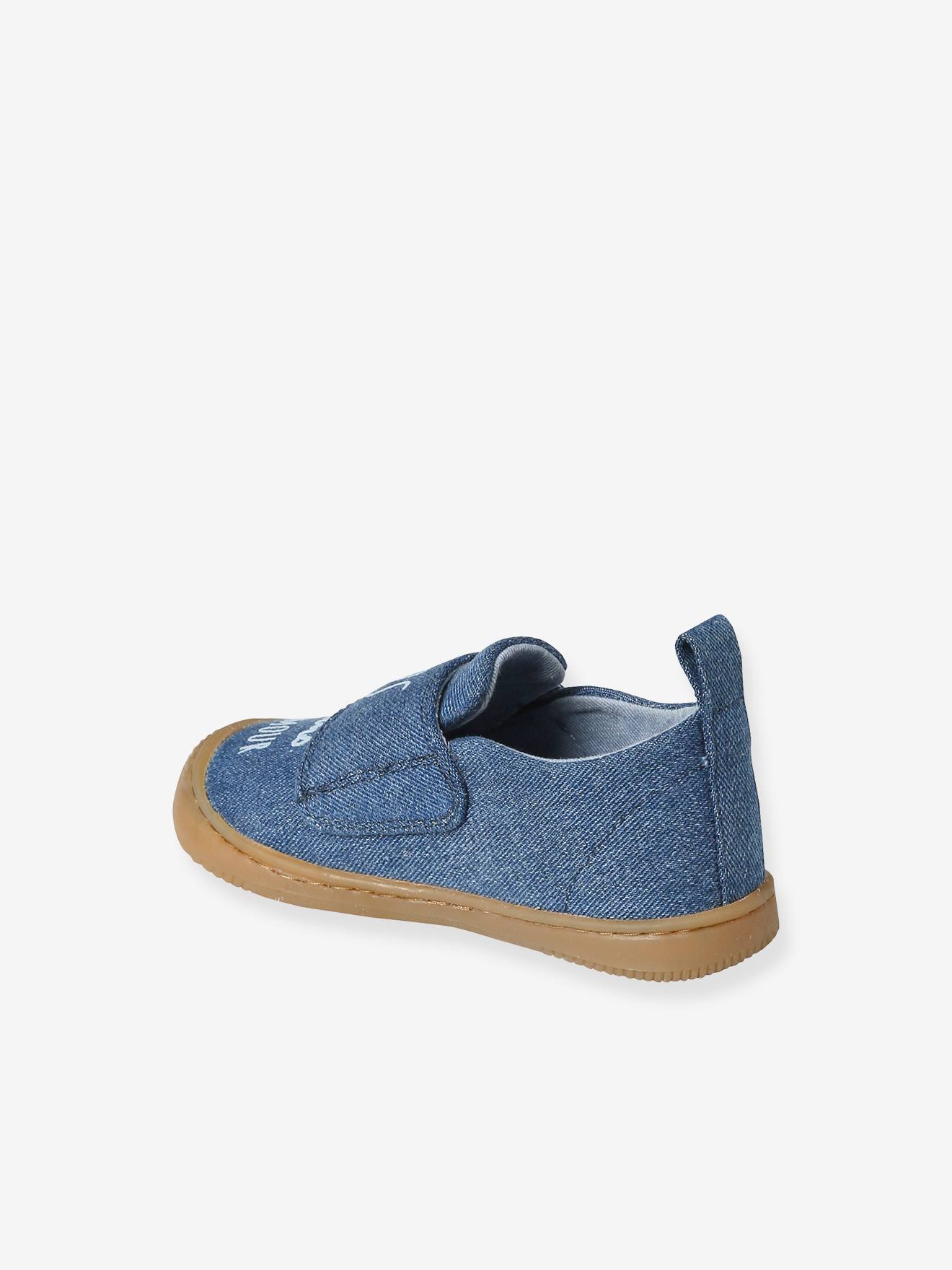 Tênis jeans azul bebê em lona e denim com fecho de velcro