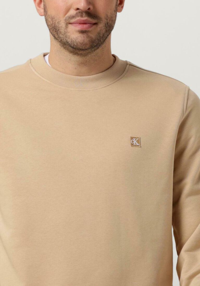CALVIN KLEIN zand calvin klein trui ck embro badge crew neck