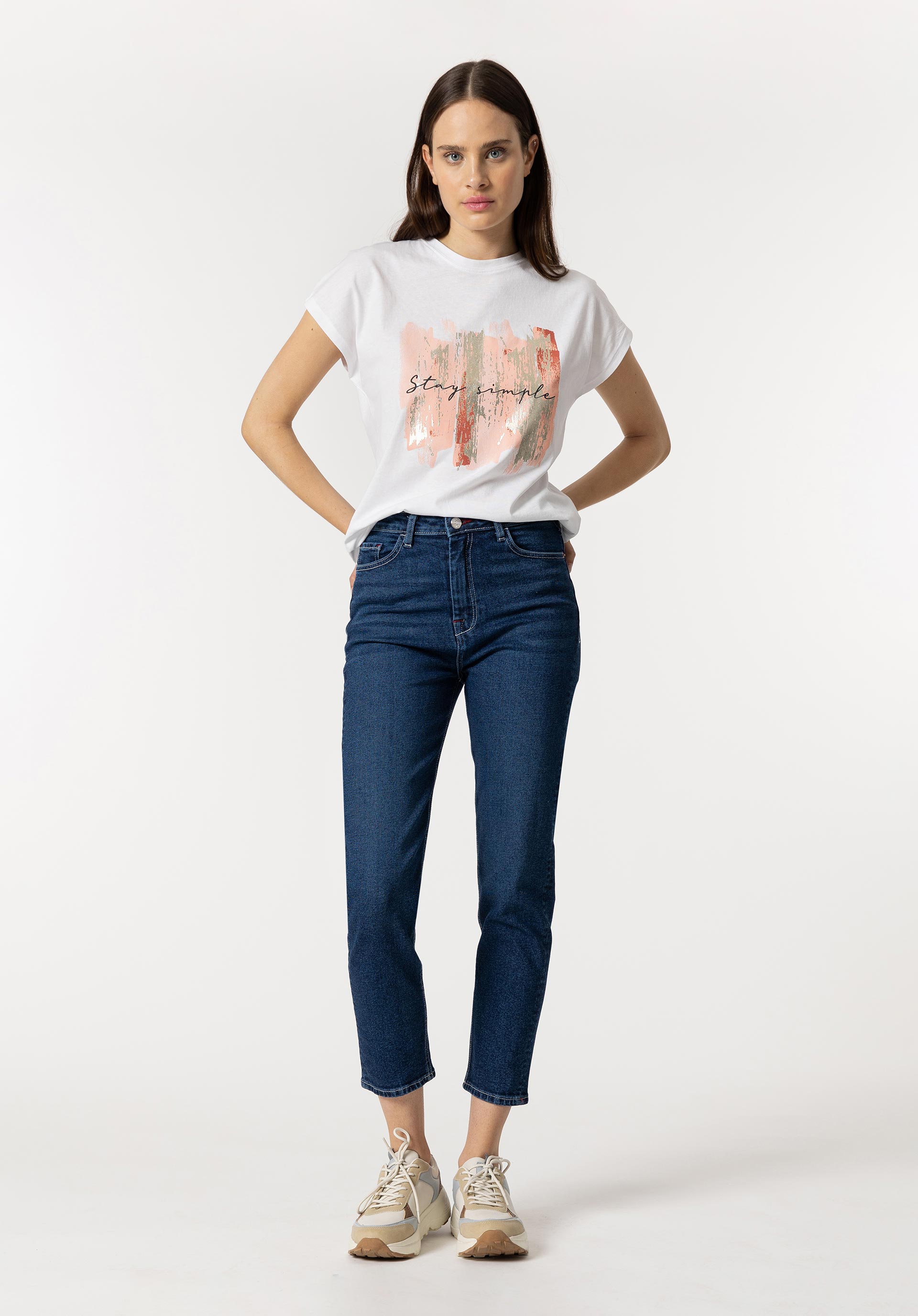 Jeans Mom Slim Fit Cintura Alta