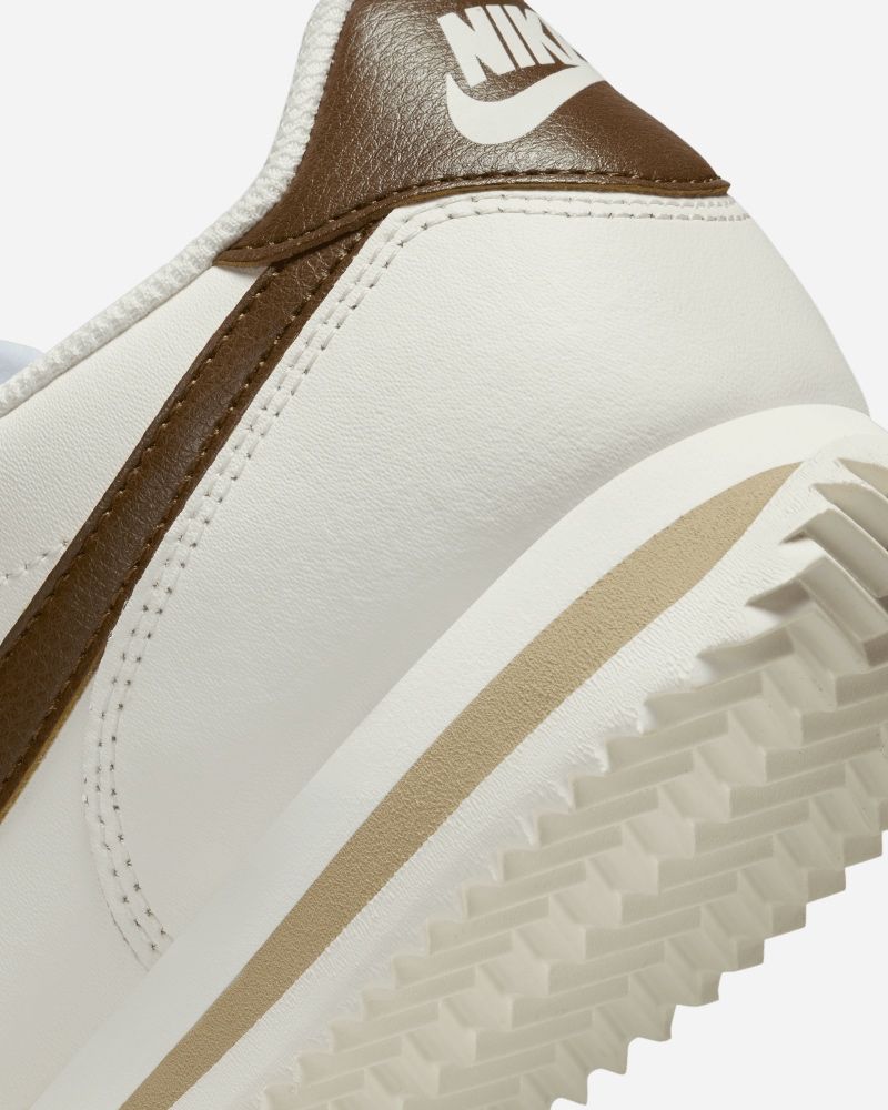 Chaussures Nike Cortez Blanc & Marron pour femme