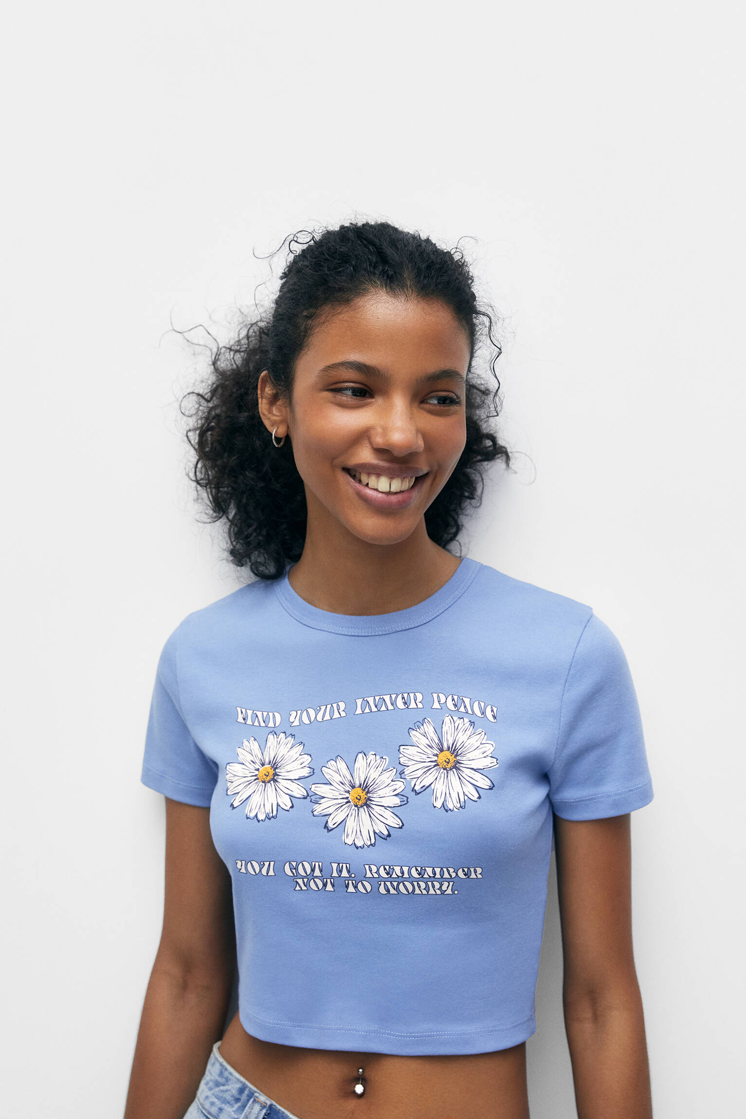 CAMISETA DE MANGA CURTA COM ESTAMPA - AZUL CLARO