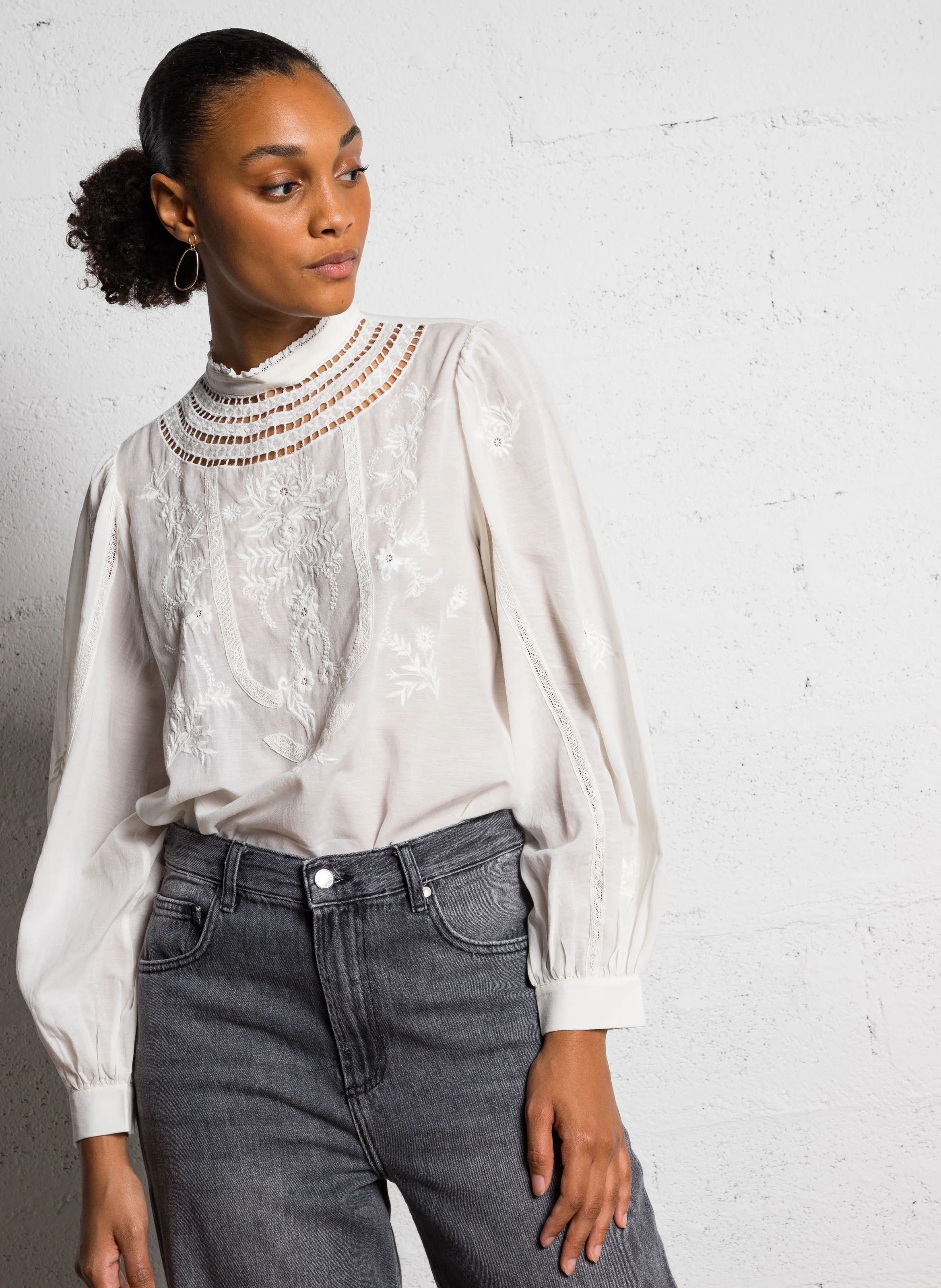 ETHAN - Blouse droite brodée en coton mélangée | Blanc