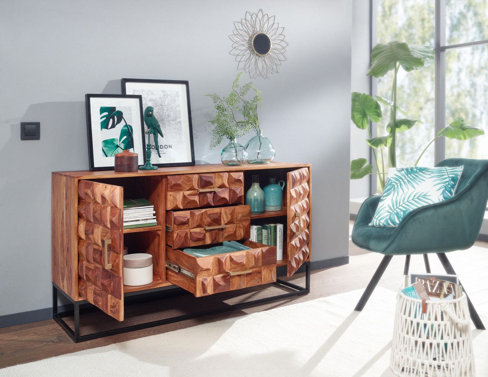 Sideboard - Sheesham massiv - Füße schwarz - 145 cm breit