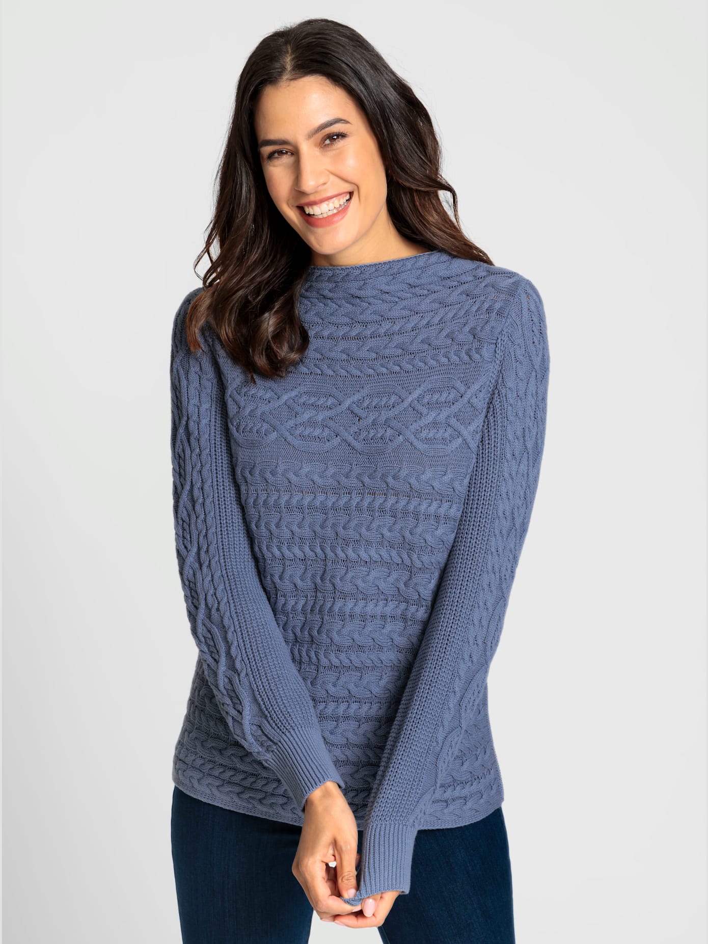 Pull superbe motif torsadé