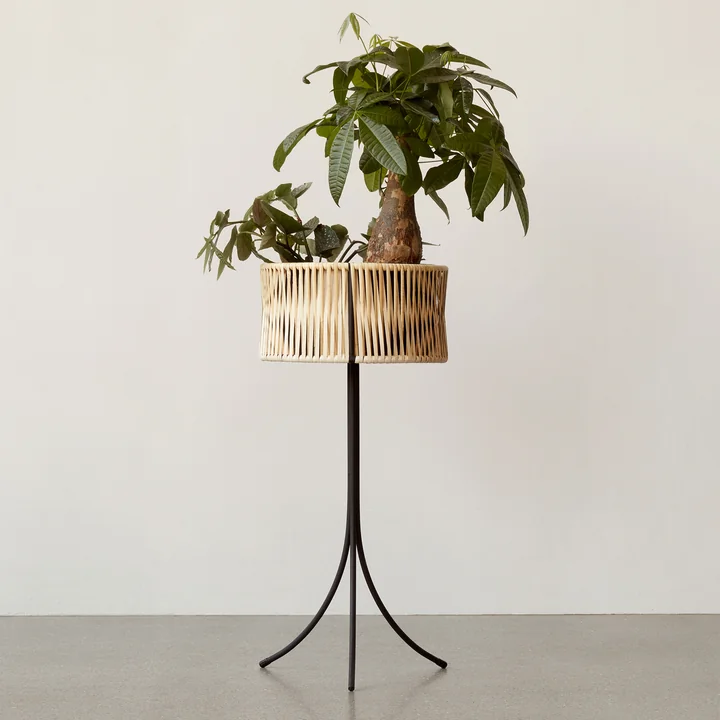 Audo - Umanoff Pflanztopf Ø 41 x H 32,5 cm, Rattan / schwarz ( (RAL 9005)