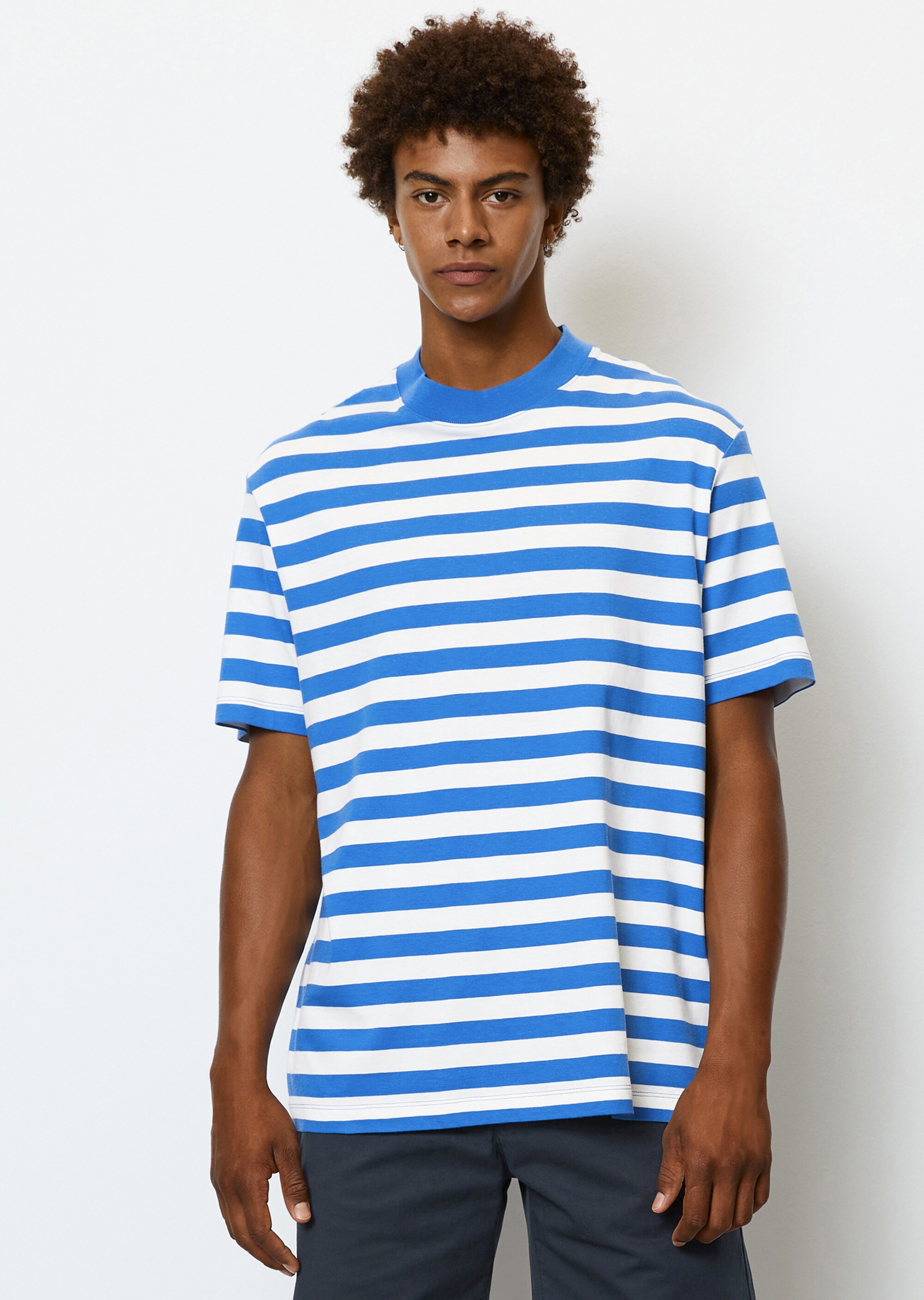 T-Shirt relaxed mit garngefärbtem Streifen-Muster