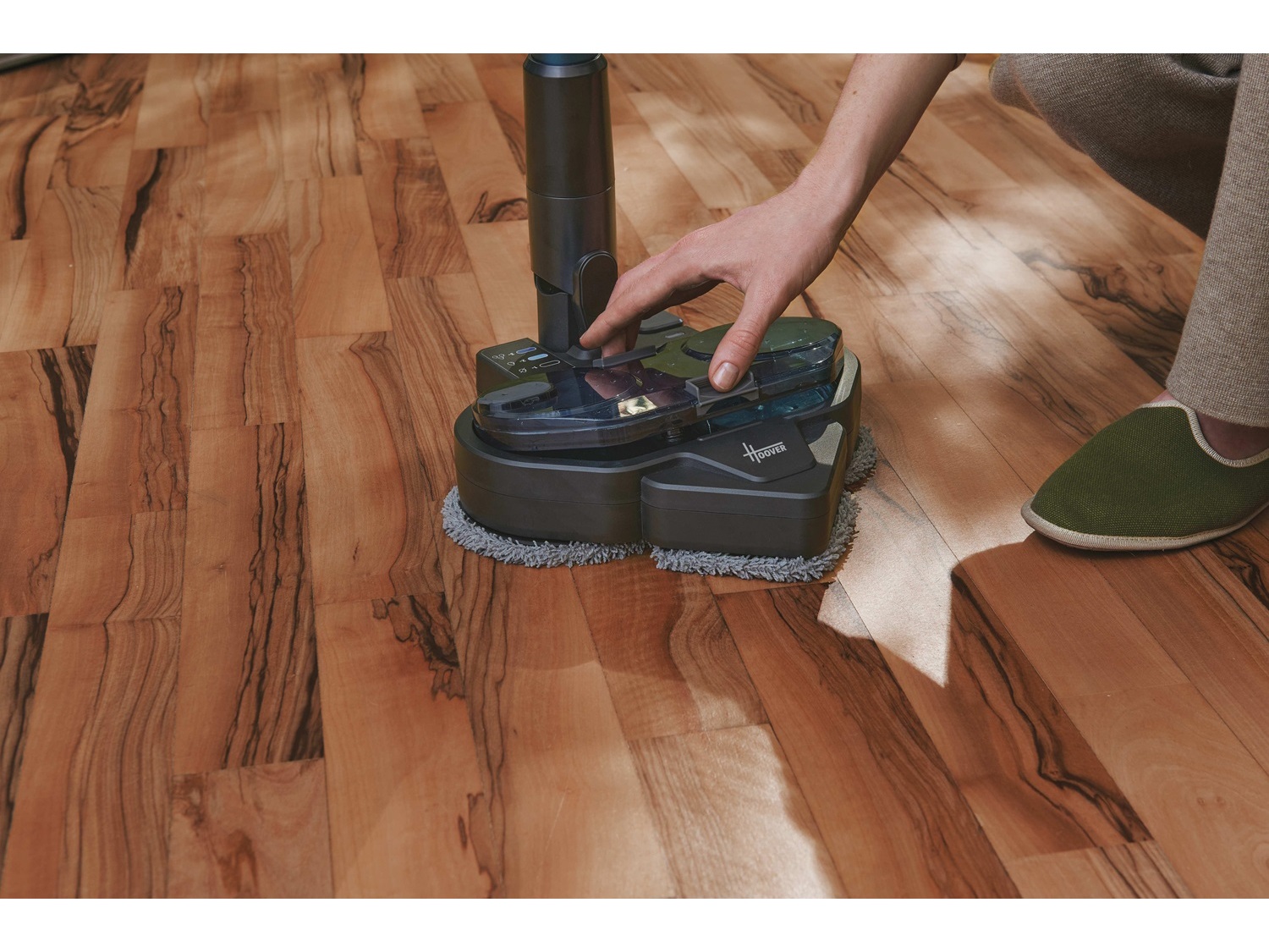ASPIRADOR VERTICAL HOOVER HF4P10YP 011 PLUS HYDRO PET