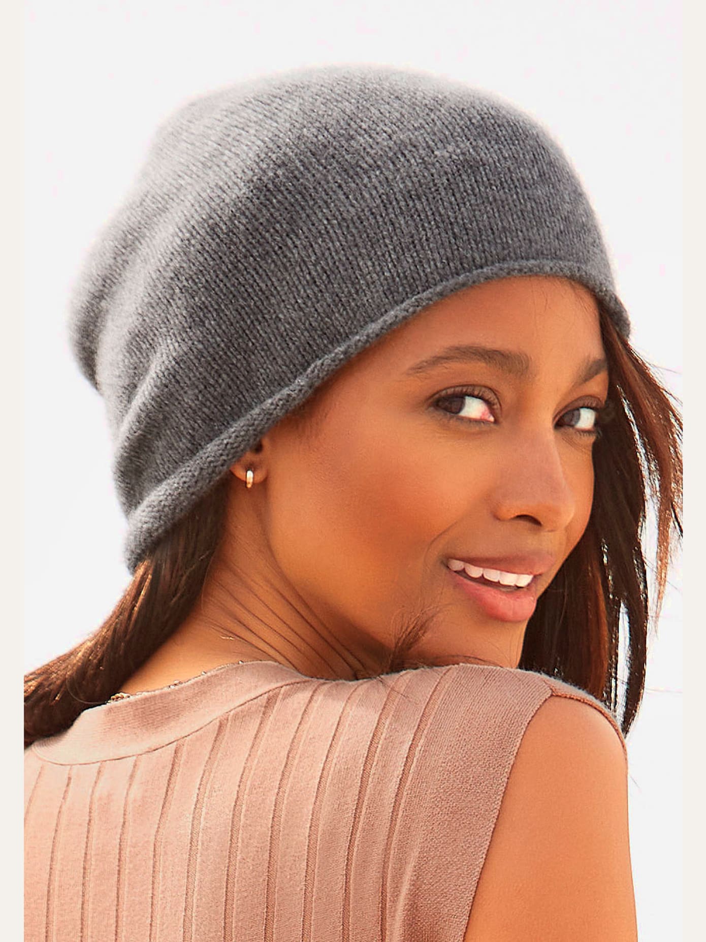Beanie bonnet en tricot fin avec bord roulé tendance