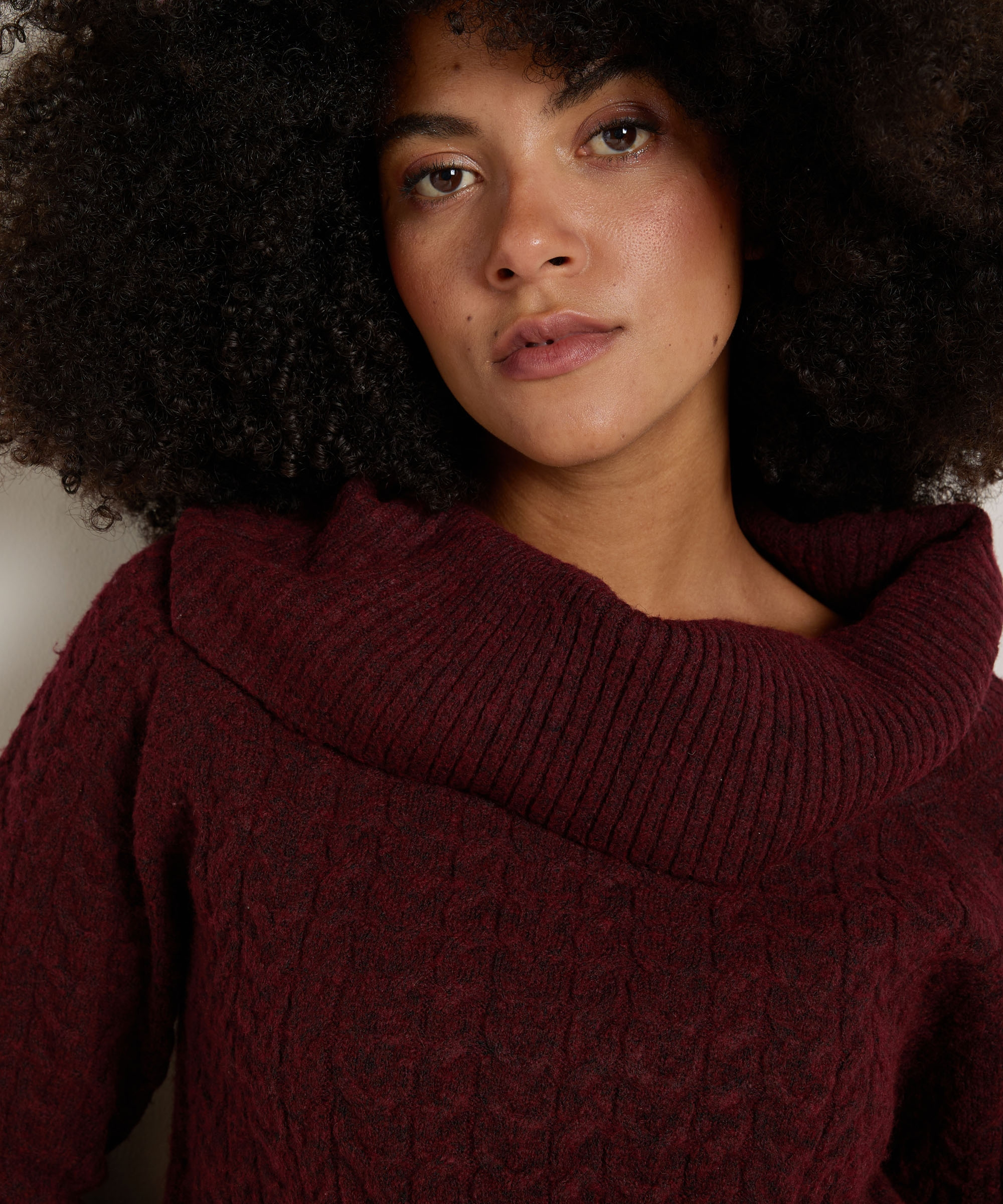 jacquard trui off-shoulder
