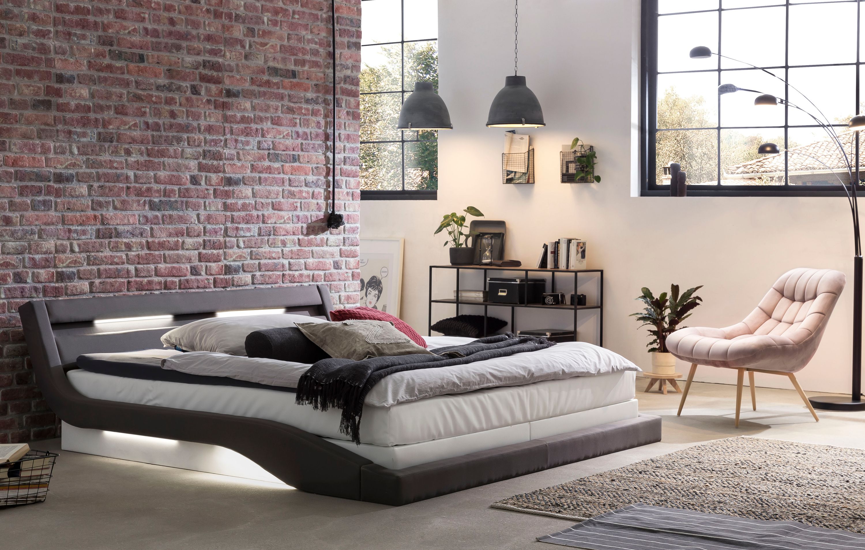 Sessel XXL Samt rosa Holzoptik Relaxsessel Polstersessel Loungesessel