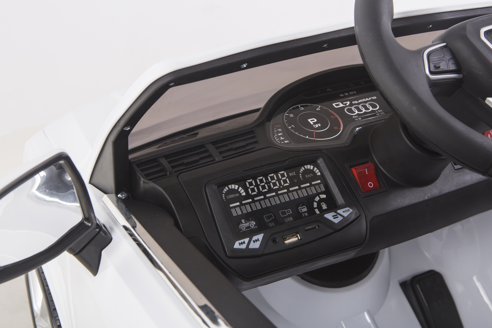 Elektroauto Kinder Audi Q7 weiss