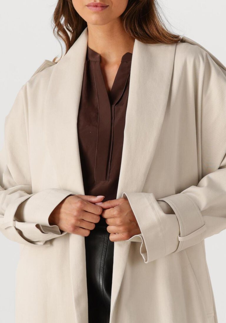 ecru margaux lonnberg trenchcoats twiggy manteau