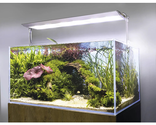 Aquael Ultra Slim 90 LED aquariumverlichting, bestuurbaar via de Aquael app, 90 W, ca. 87 cm, zilver, geschikt voor aquaria van ca. 90 - 133 cm.