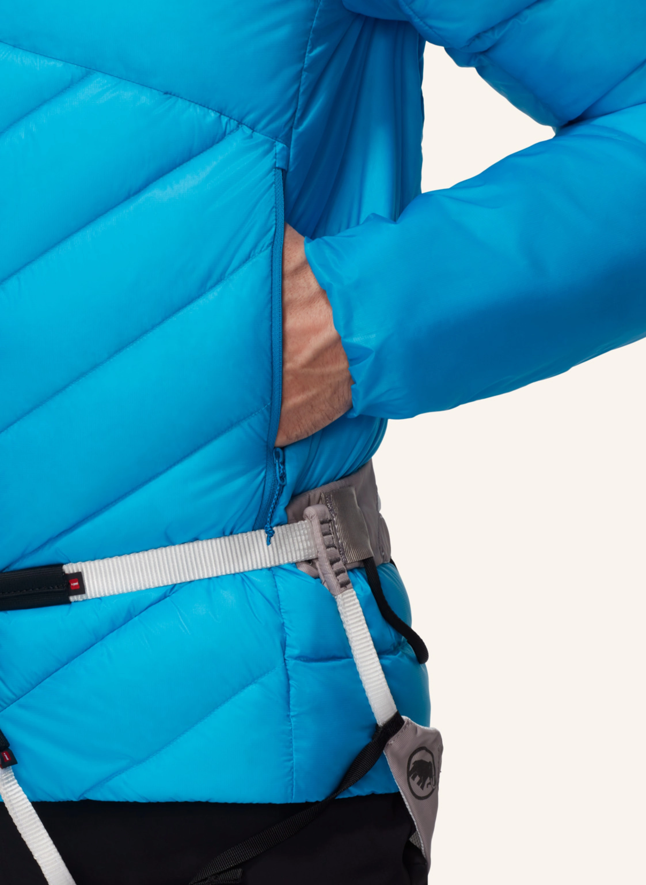 MAMMUT Daunenjacke TAISSmit Kapuze