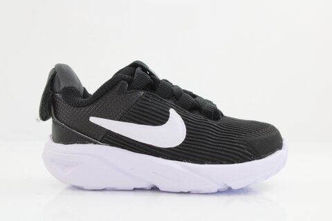 Nike Sneaker
