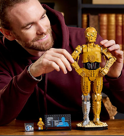 LEGO® Star Wars - C-3PO 75398 - 1138 Teile