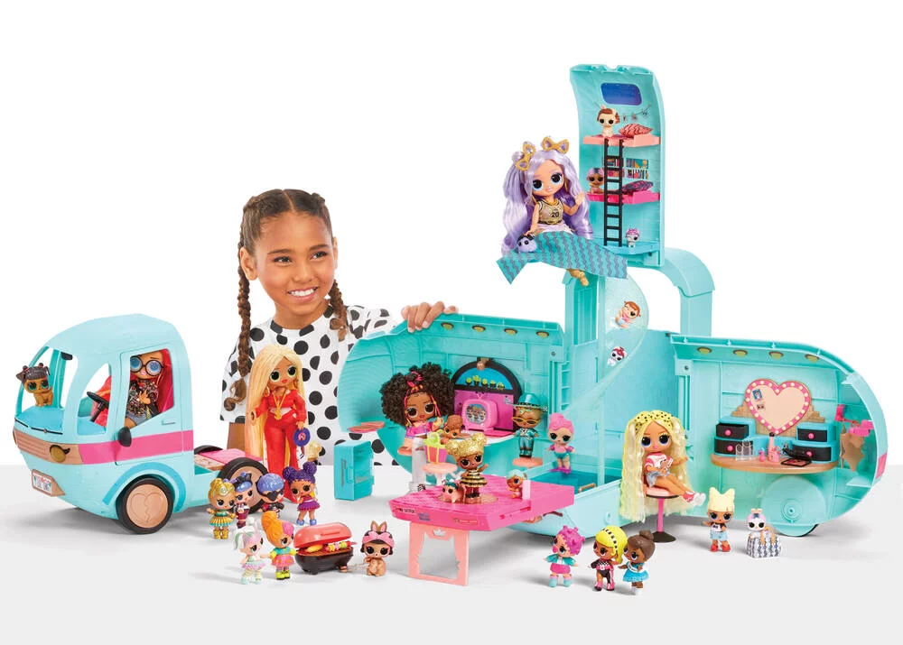 LOL SURPRISE OMG - POUPEE  GRAND CAMPING CAR AVEC ACCESSOIRES