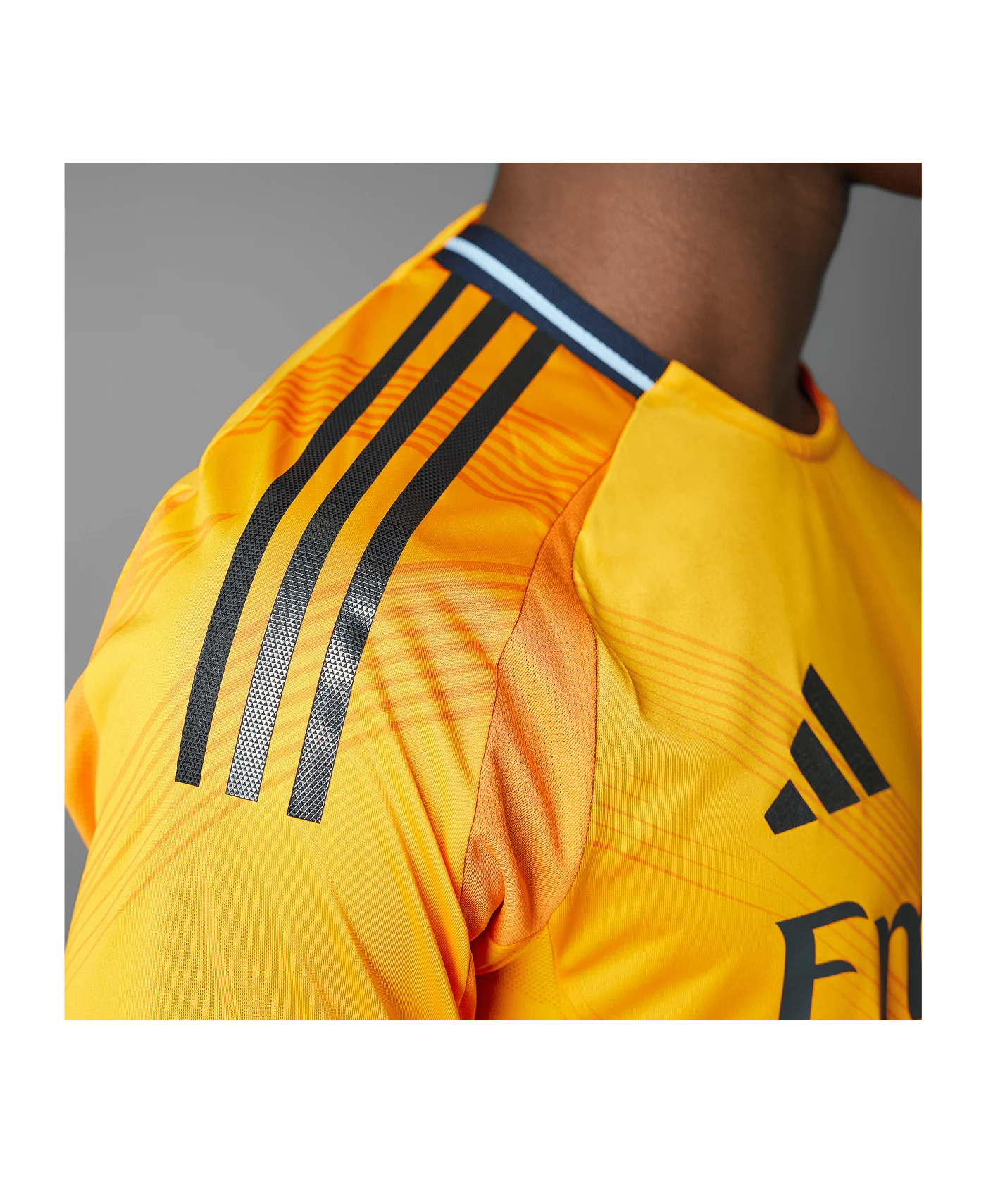 adidas Real Madrid Auth. Trikot Away 2024/2025 Orange