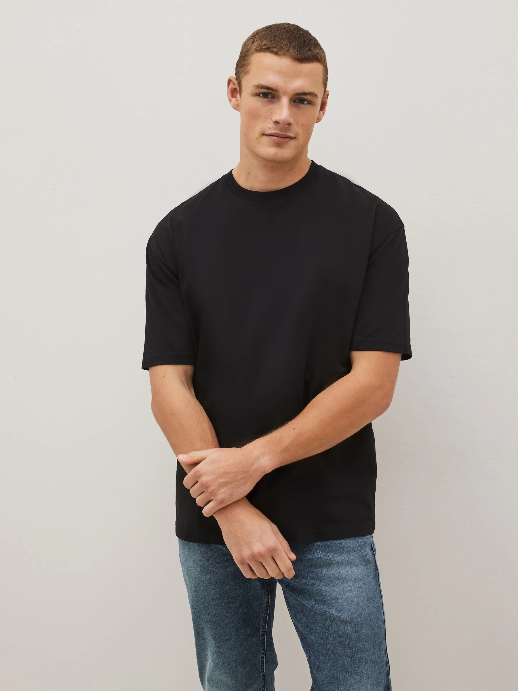 Zwart - Relaxed fit - Essentieel katoenen T-shirt met ronde hals