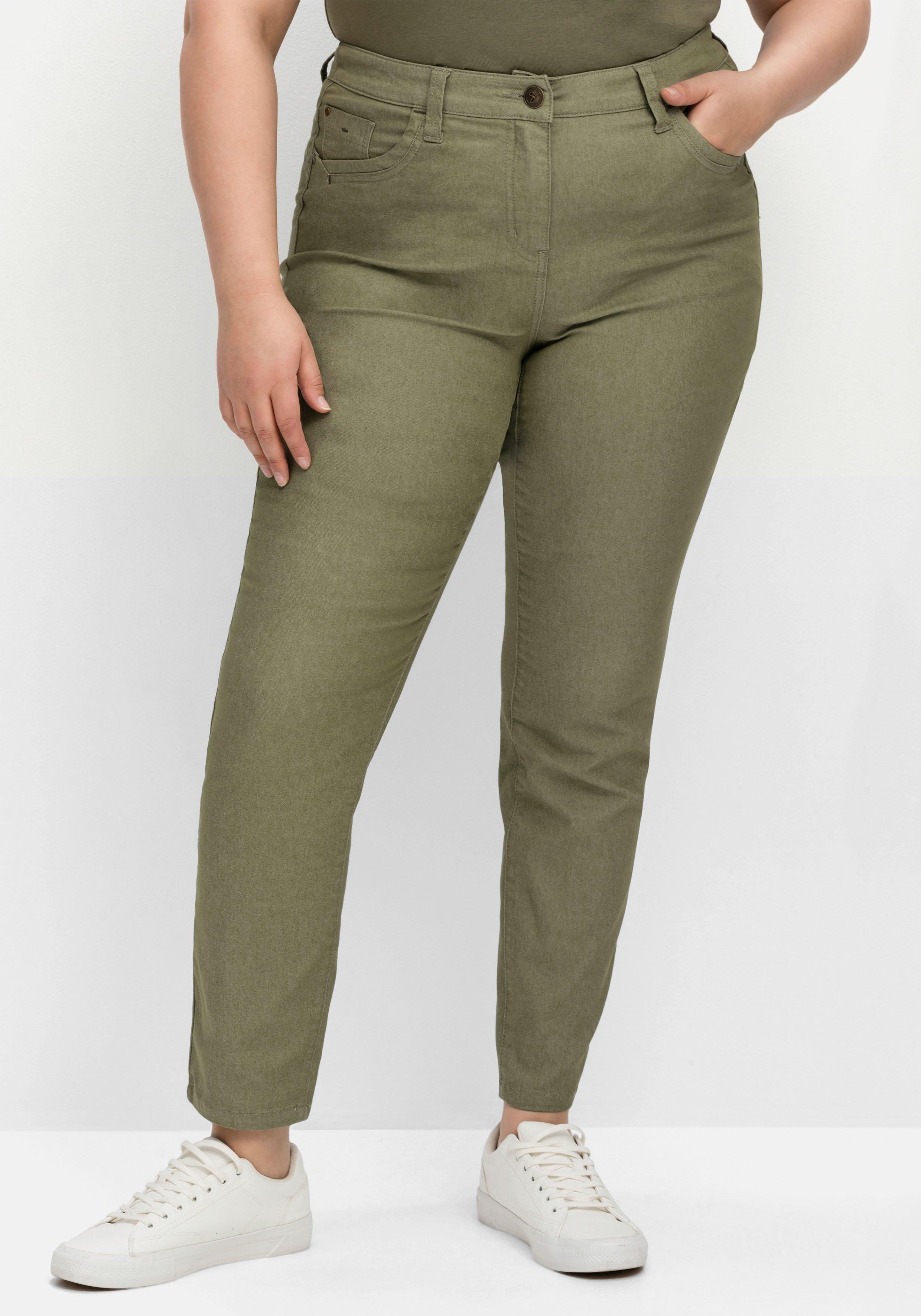 Schmale Hose im Coloured-Denim-Look