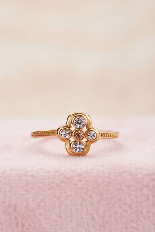 Flower ice cubes ring