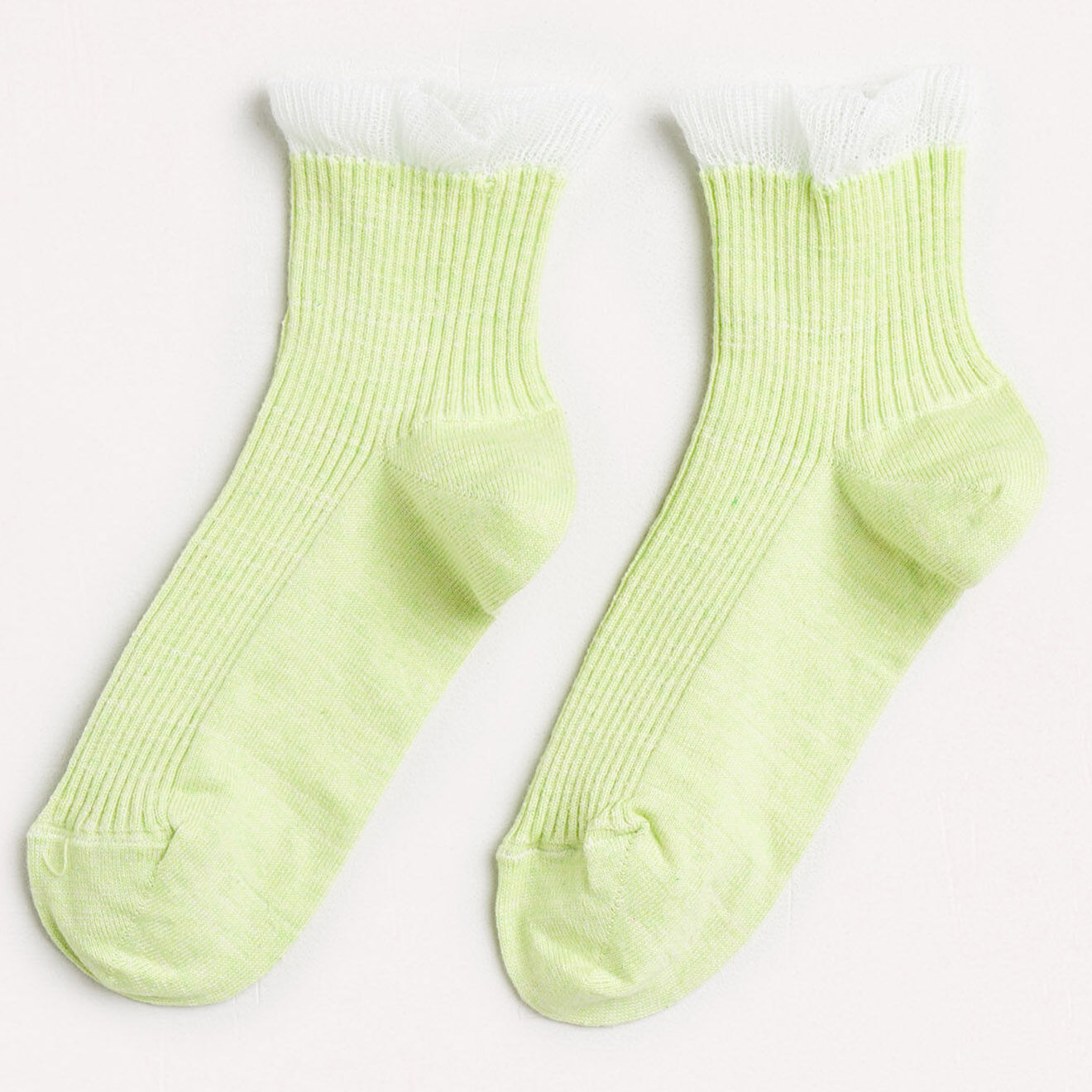 Bellerose Chaussettes mi-hautes Freta à volants vert anis