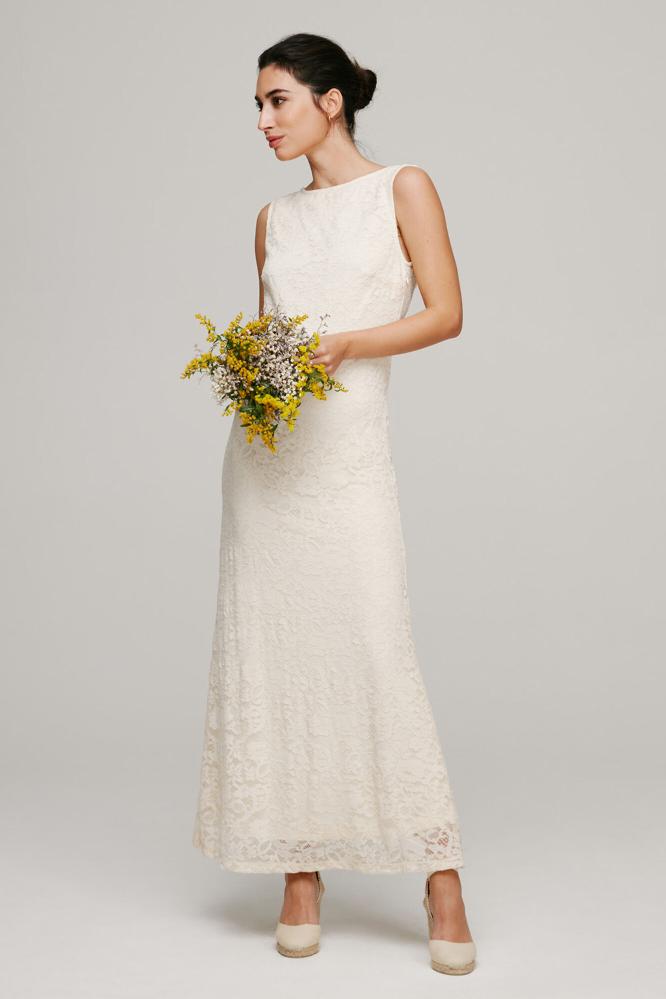 Vestido de renda com corte desbotado - Branco