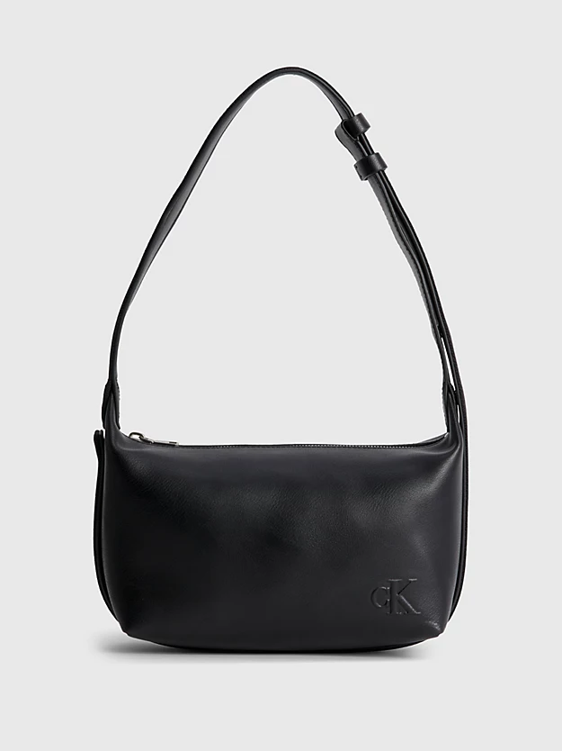 Bolsa de ombro feita de tecido reciclado