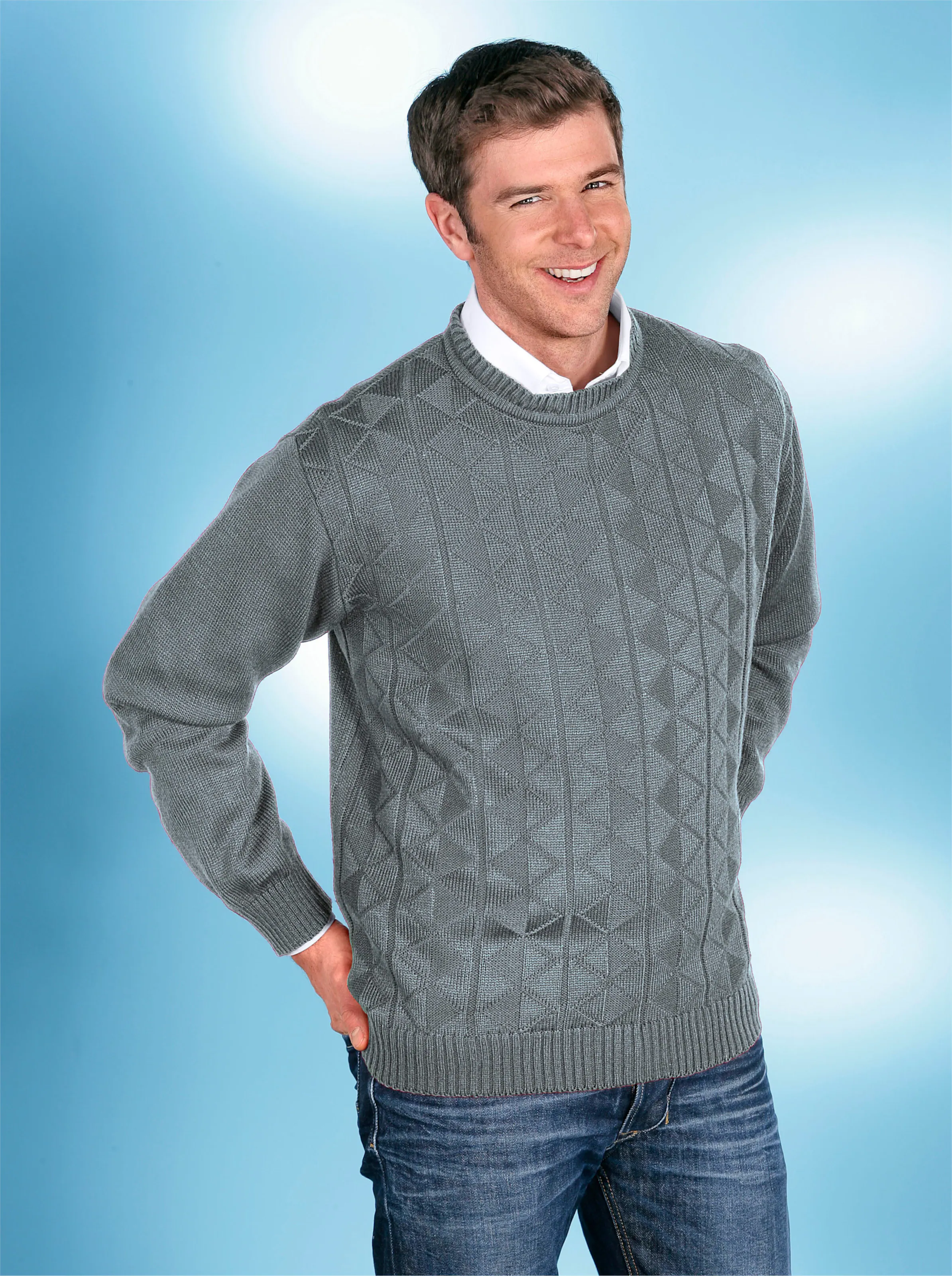 Pullover in grau-meliert