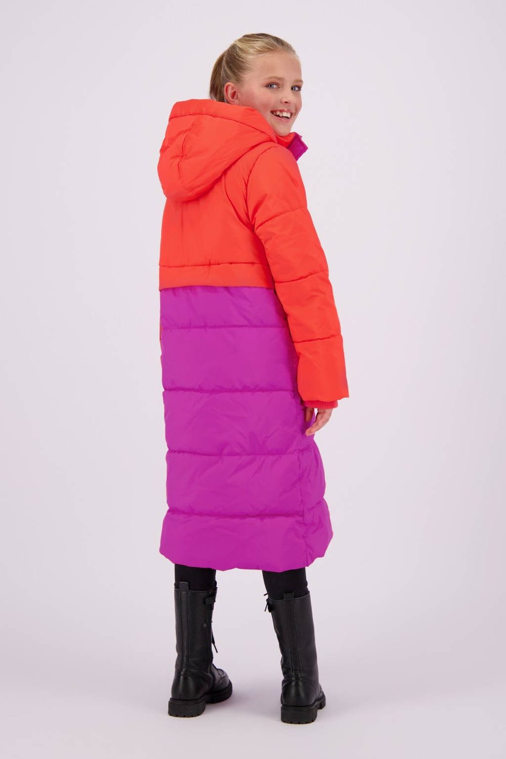 Vingino gewatteerde winterjas Tessie fuchsia/oranje