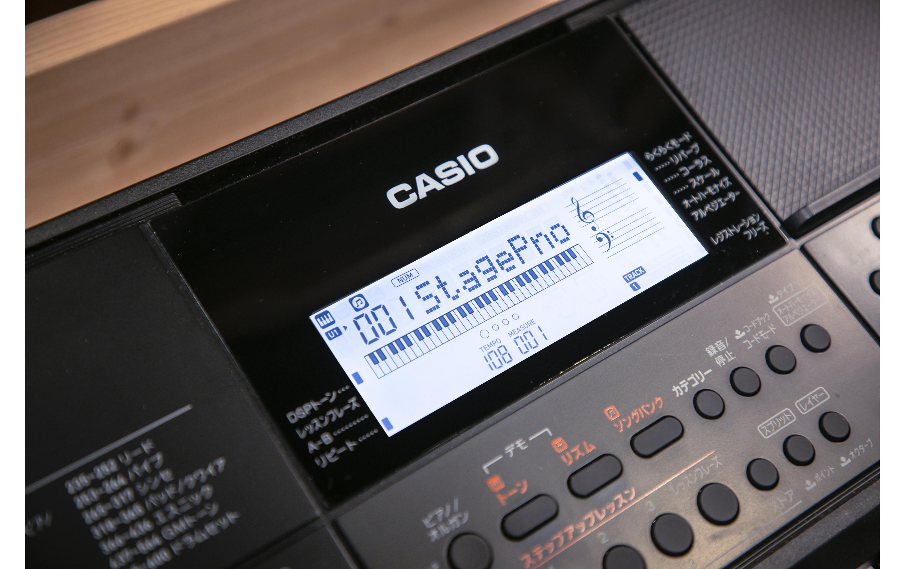 Keyboard CT-X700<br>Portables Keyboard mit 61 anschlagdynamischen Tasten