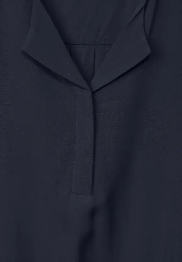 Bluse mit Klappkragen - universal blue