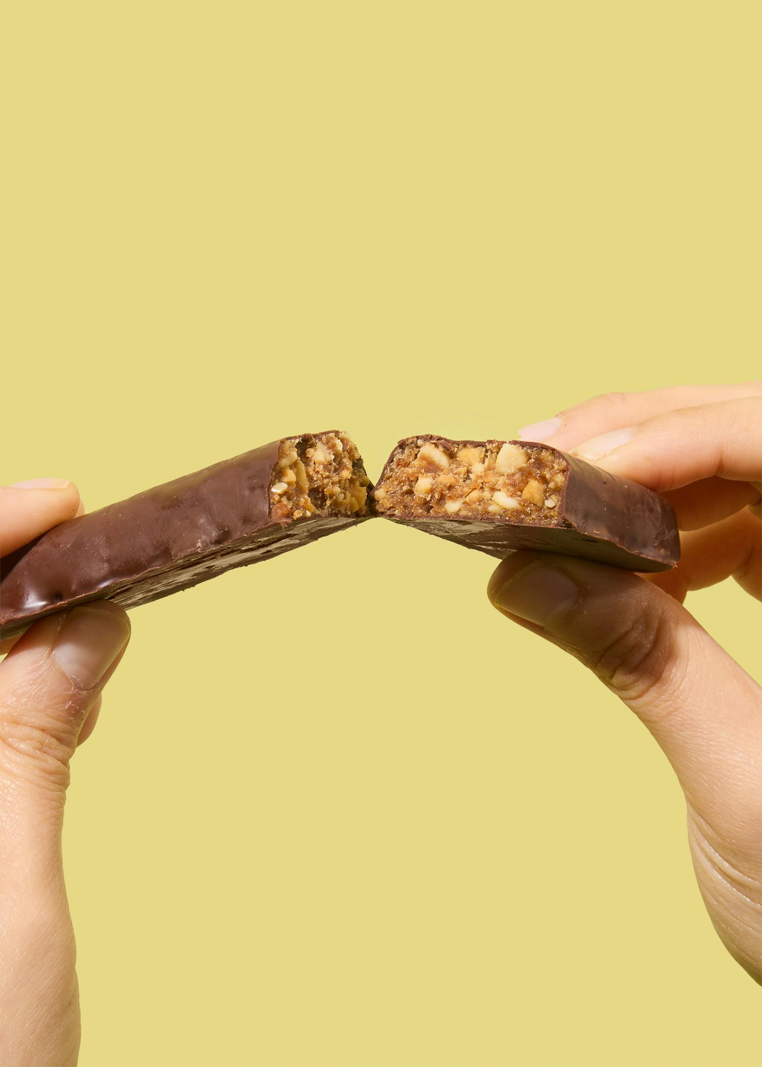 Bio Erdnussriegel mit Schokolade 50 g