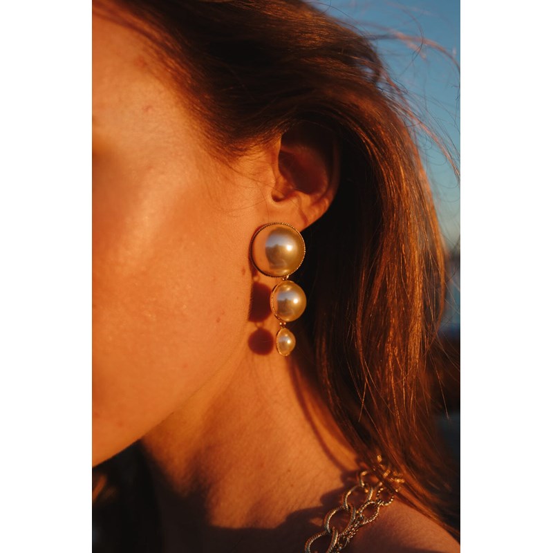 boucles d'oreilles puces pendantes perles doré à l'or fin - NÉLYA