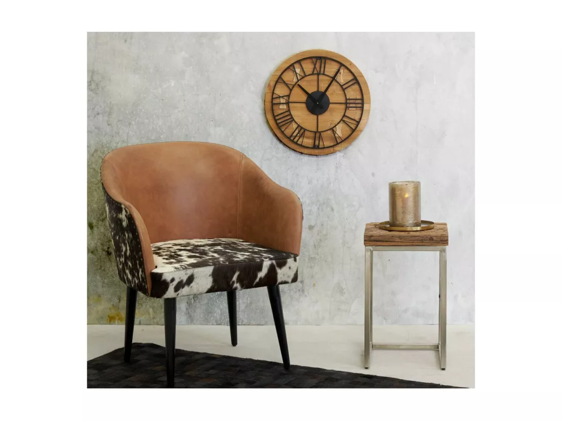 Horloge en bois recyclé et métal