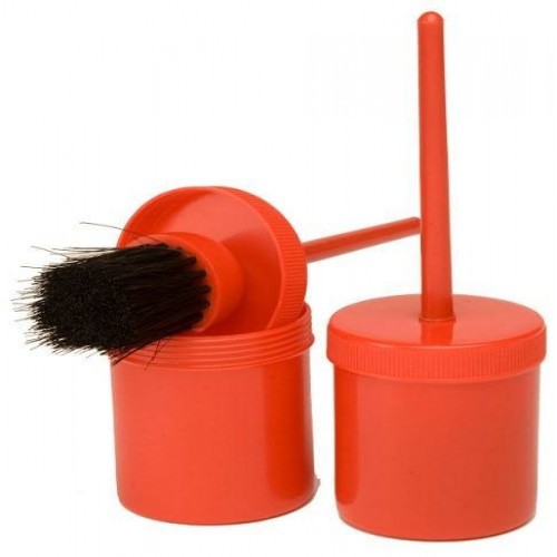 Escova sintética para cascos
