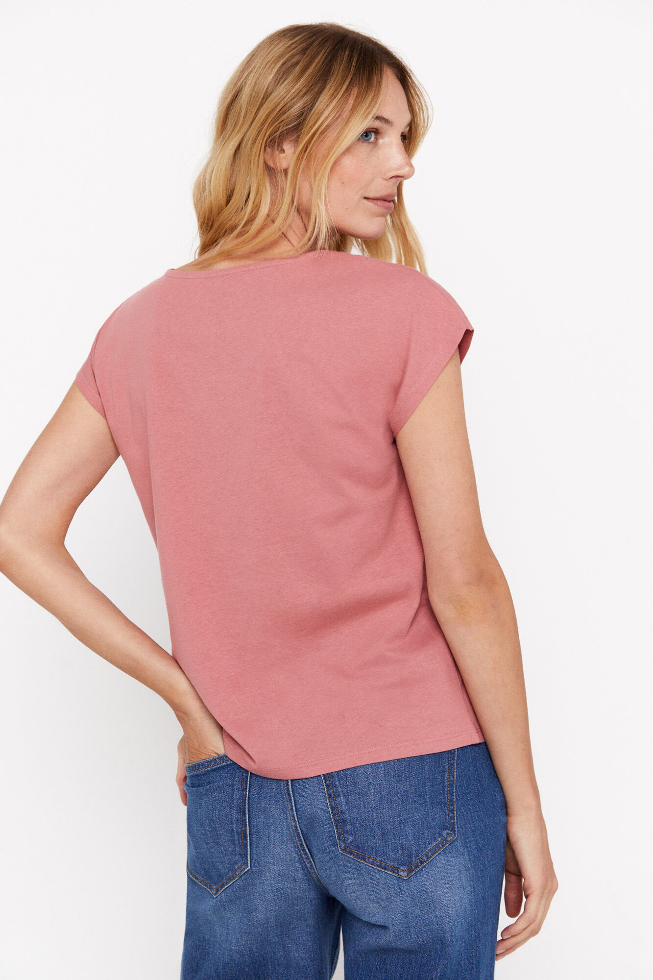 Camiseta com detalhe pico pointilla - Lilás