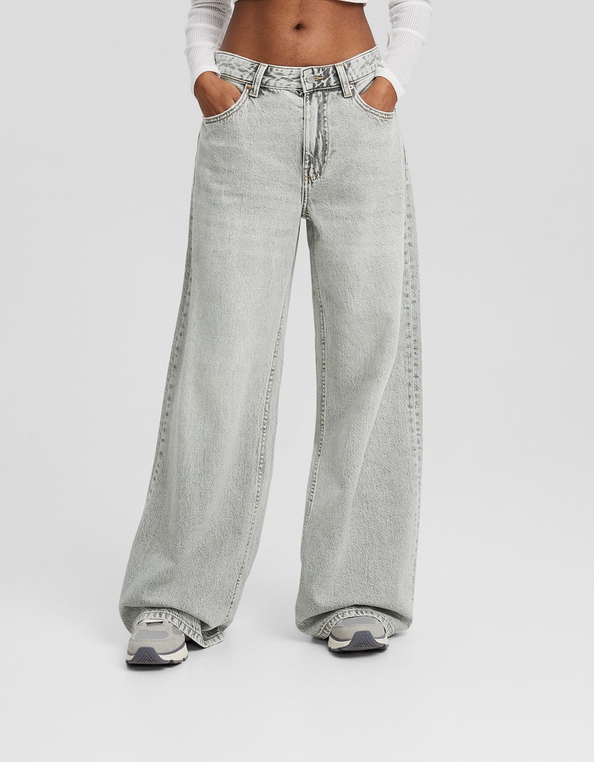 calça jeans de perna larga