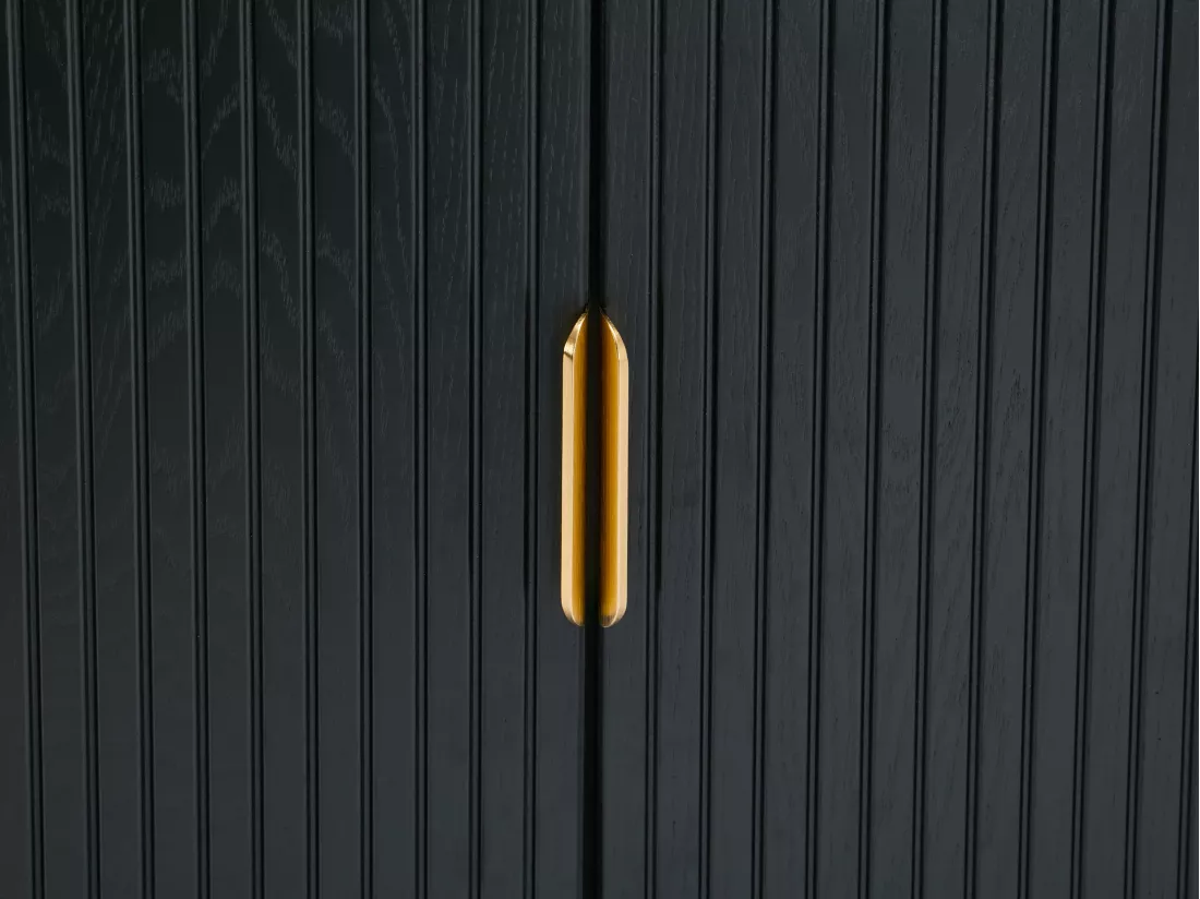 Buffet avec 2 portes et 3 tiroirs placage chêne et métal - Noir et Doré - SIRIOLA