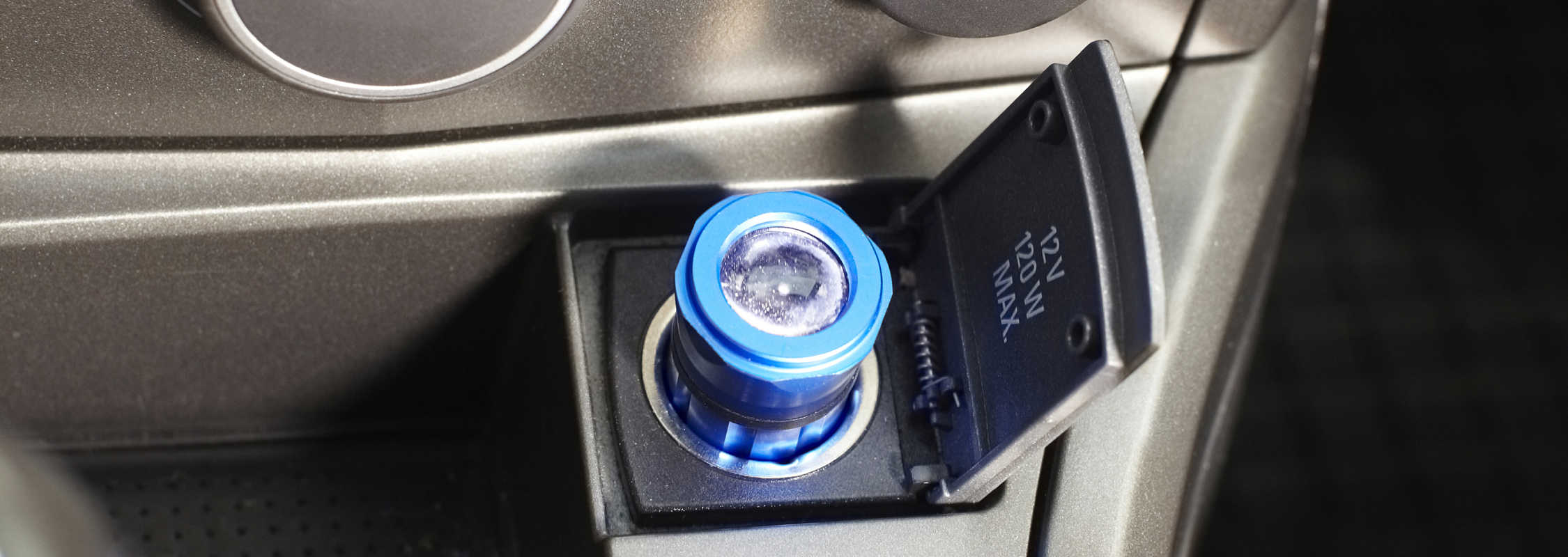 LED-LOMMELYKT, OPPLADBAR