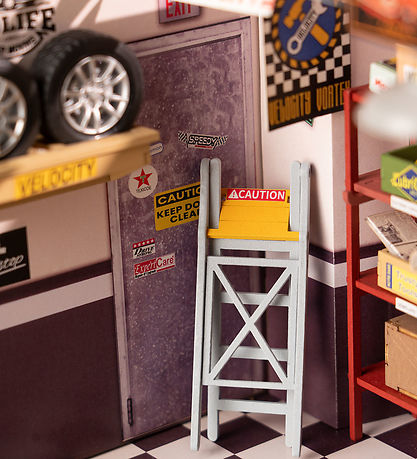 Rolife Miniatur-Diorama - DIY - Garage Workshop DG165 - 157 Teil